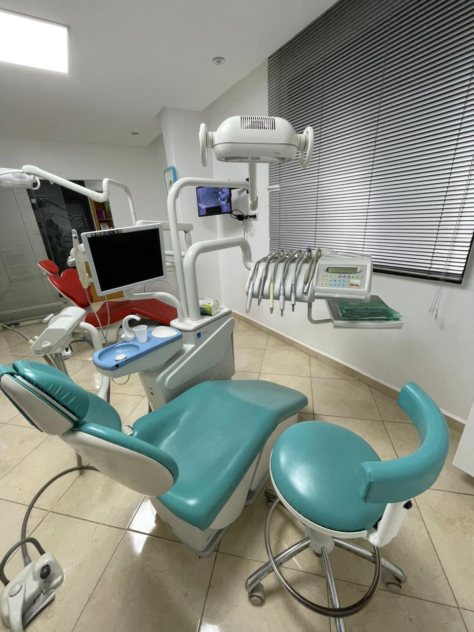Cabinet dentaire - Équipement